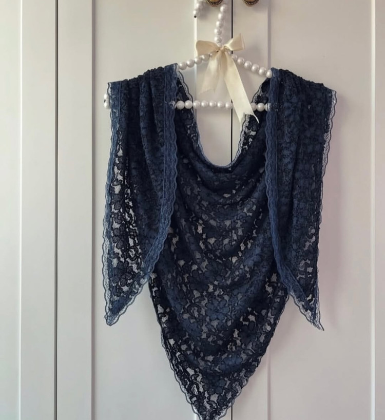 روسری گیپورمخمل 3 گوش وارداتی قواره ۹۰